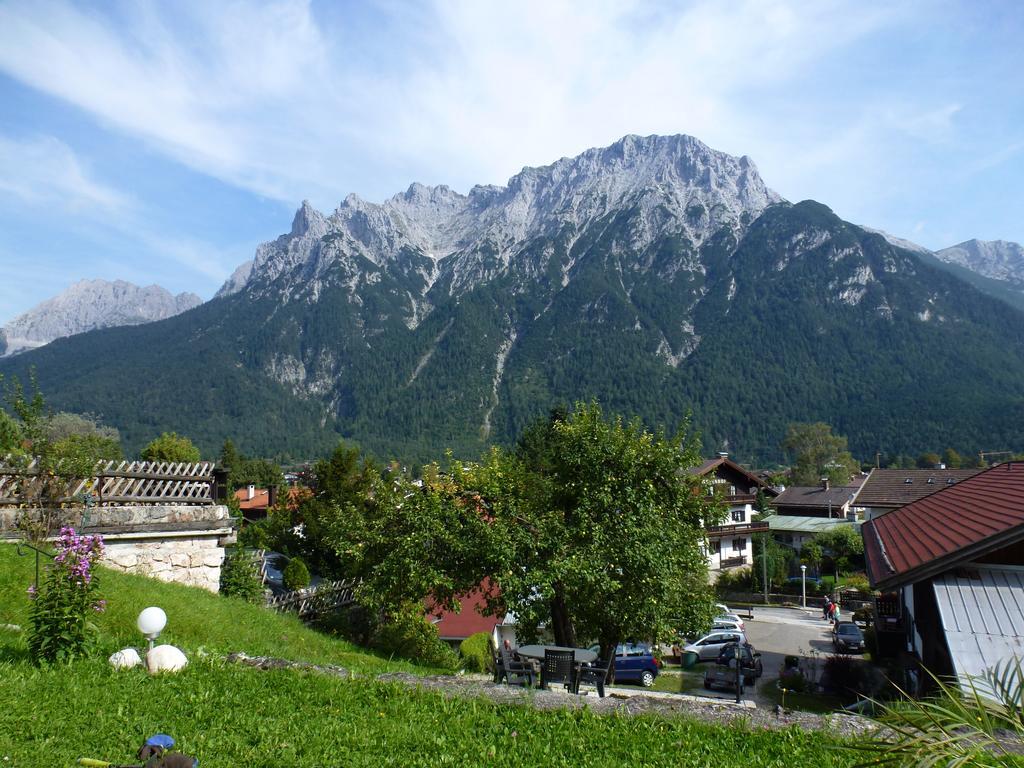 Haus Sonnenruh Apartment Mittenwald Exterior photo